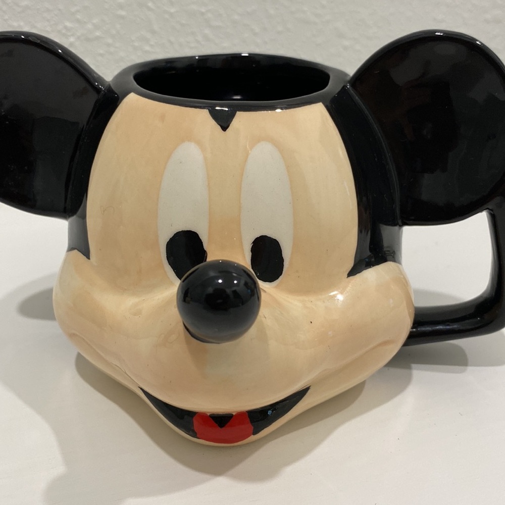 Mickey & Minnie Mouse Disney Head Mugs (2) - Picture 3 of 6